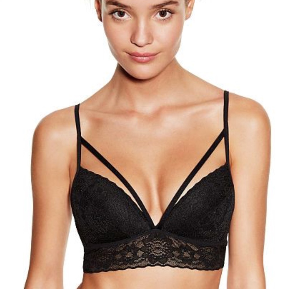 VICTORIAS SECRET STRAPPY BLACK LACE BRALETTE